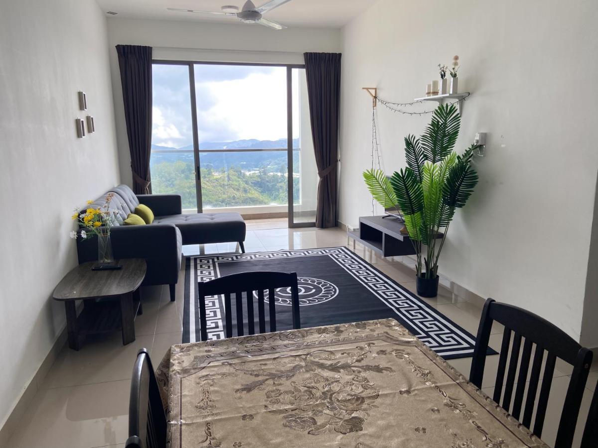 Relax Bear Homestay Tanah Rata Exteriör bild