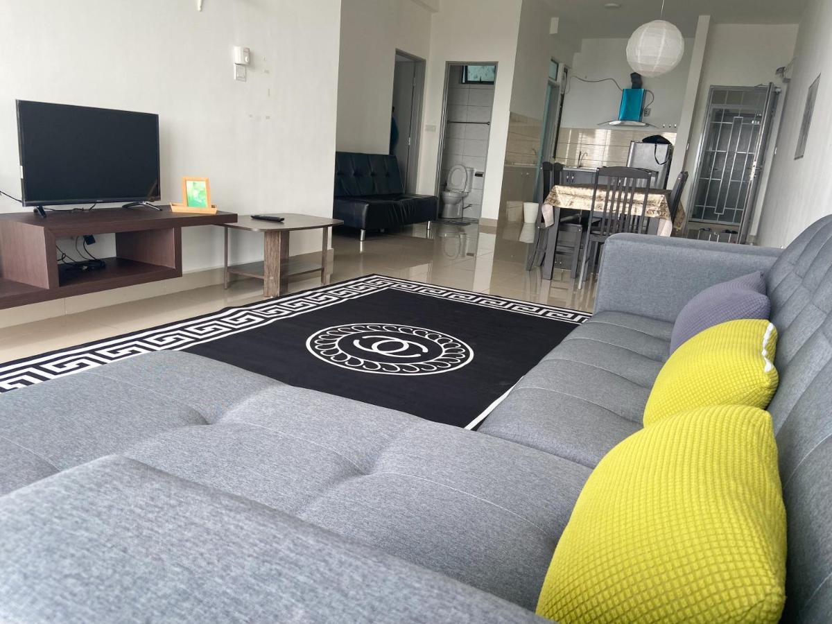 Relax Bear Homestay Tanah Rata Exteriör bild