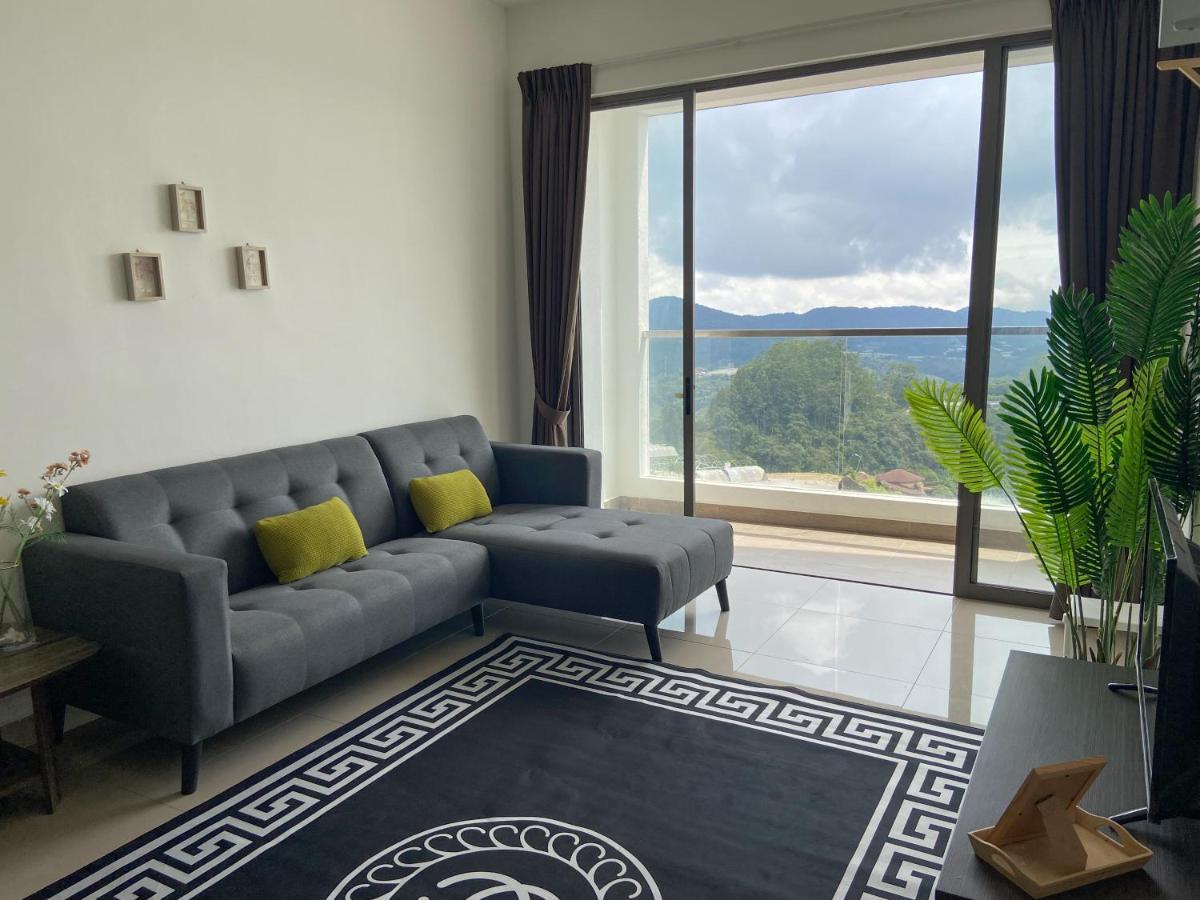 Relax Bear Homestay Tanah Rata Exteriör bild
