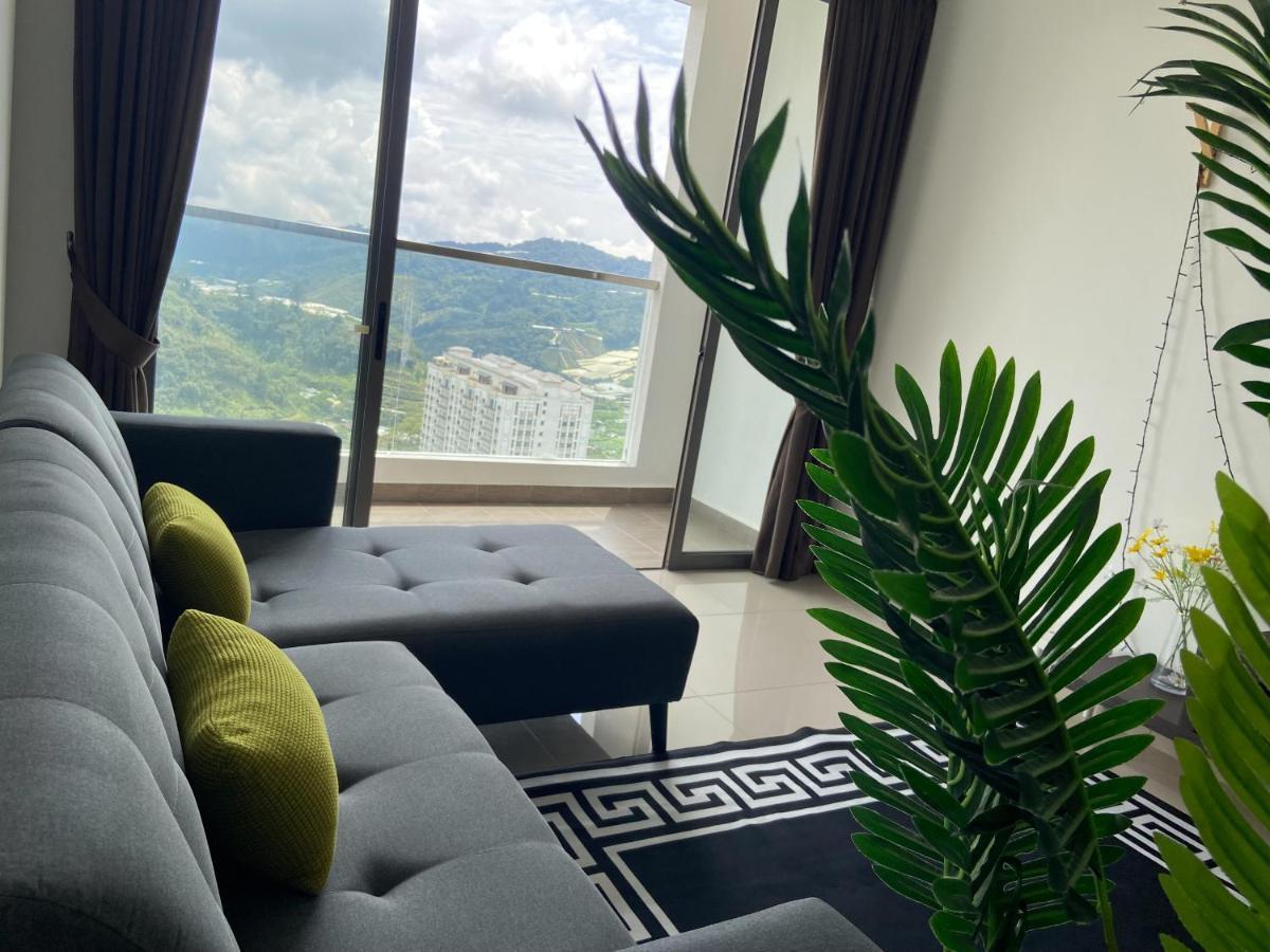 Relax Bear Homestay Tanah Rata Exteriör bild